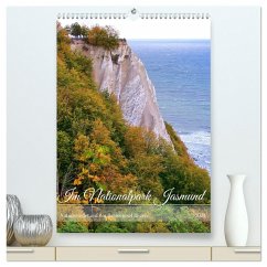 Im Nationalpark Jasmund - Naturwunder auf der Ostseeinsel Rügen (hochwertiger Premium Wandkalender 2024 DIN A2 hoch), Kunstdruck in Hochglanz
