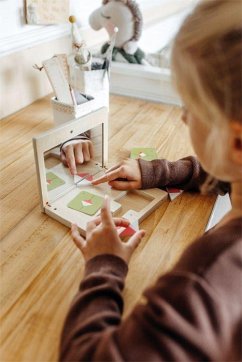 Small foot 12463 - Symmetriespiel mit Spiegel „Educate“, Legespiel, Holzbox