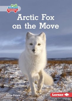 Arctic Fox on the Move - Peters, Katie