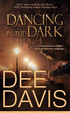 Dancing In The Dark (Random Heroes, #5) (eBook, ePUB) - Davis, Dee