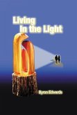 Living In The Light (eBook, ePUB)