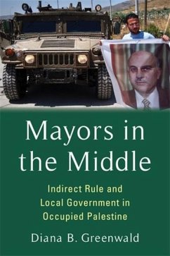Mayors in the Middle - Greenwald, Diana B.