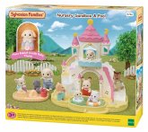 Sylvanian Families 5746 - Nursery Sandbox & Pool, Erlebniskindergarten Sandkasten und Pool mit Flora Kaninchen Baby, Puppen-Spielset