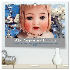 Alte Puppen und Blumen (hochwertiger Premium Wandkalender 2025 DIN A2 quer), Kunstdruck in Hochglanz - Calvendo;WEIBKIWI