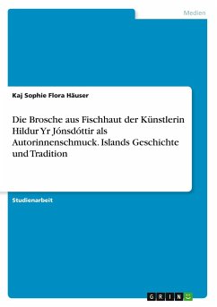 Die Brosche aus Fischhaut der Künstlerin Hildur Yr Jónsdóttir als Autorinnenschmuck. Islands Geschichte und Tradition