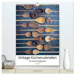 Vintage Küchenutensilien (hochwertiger Premium Wandkalender 2025 DIN A2 hoch), Kunstdruck in Hochglanz