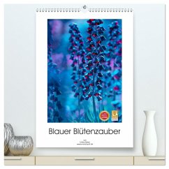 Blauer Blütenzauber (hochwertiger Premium Wandkalender 2025 DIN A2 hoch), Kunstdruck in Hochglanz - Calvendo;Adam, Ulrike