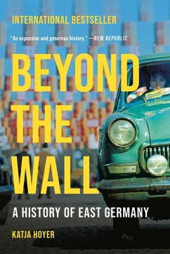 Beyond the Wall - Hoyer, Katja
