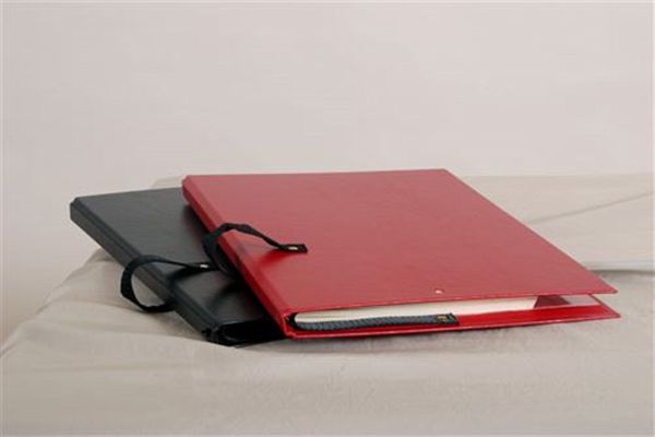 Classique Red Classique Red