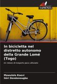 In bicicletta nel distretto autonomo della Grande Lomé (Togo)