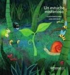 Un Estuche Misterioso / A Mysterious Pencil Case