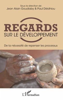 Cover Regards sur le développement (eBook, PDF)