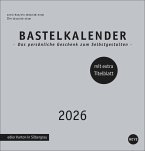 Premium-Bastelkalender silbergrau mittel 2026 Premium-Bastelkalender silbergrau mittel 2026