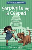 Serpiente En El Césped Serpiente En El Césped