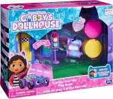 Gabby‘s Dollhouse Deluxe Raum, Purr-ific Play Room, Spielzimmer mit Carlita Spielzeugauto, Möbelstücken und thematischem Zubehör Gabby‘s Dollhouse Deluxe Raum, Purr-ific Play Room, Spielzimmer mit Carlita Spielzeugauto, Möbelstücken und thematischem Zubehör