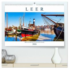 LEER Museumshafen und Altstadt (hochwertiger Premium Wandkalender 2026 DIN A2 quer), Kunstdruck in Hochglanz