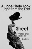 A Hope Photo Book - Light from the East - Street (eBook, ePUB) A Hope Photo Book - Light from the East - Street (eBook, ePUB)