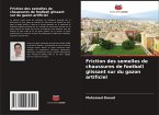 Friction des semelles de chaussures de football glissant sur du gazon artificiel