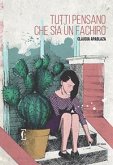 Tutti pensano che sia un fachiro Tutti pensano che sia un fachiro