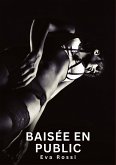 Baisée en Public