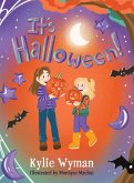 It's Halloween! It's Halloween!