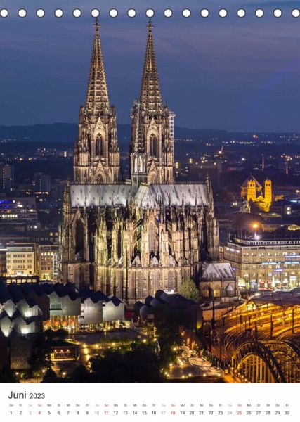 Kölner Dom - Blickwinkel auf ein Wahrzeichen (Tischkalender 2023 DIN A5 hoch) von rclassen 